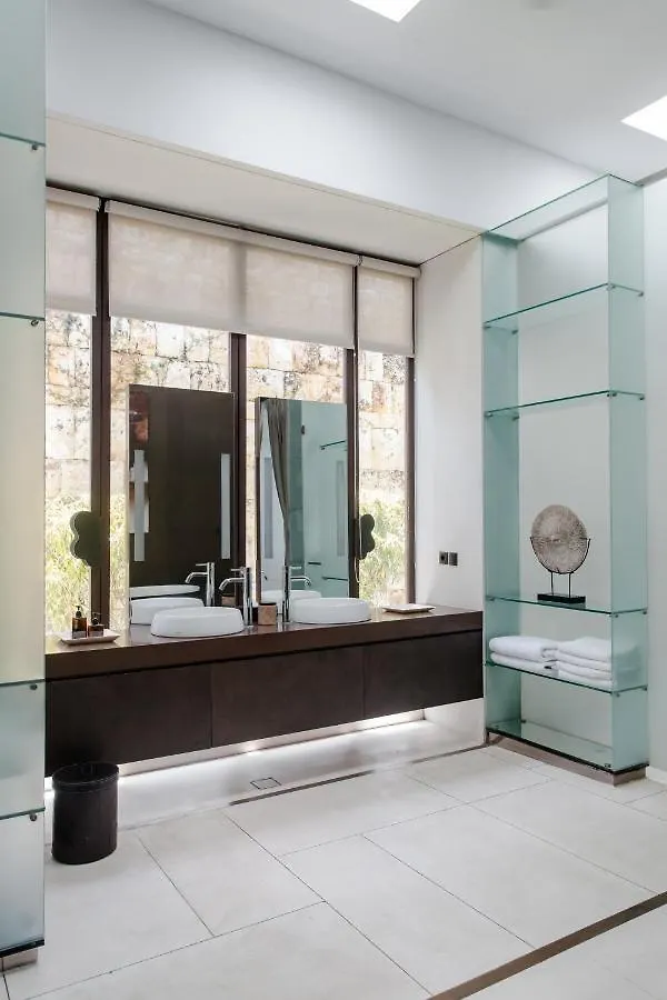 Komorebi Villa Seminyak  Seminyak (Bali)